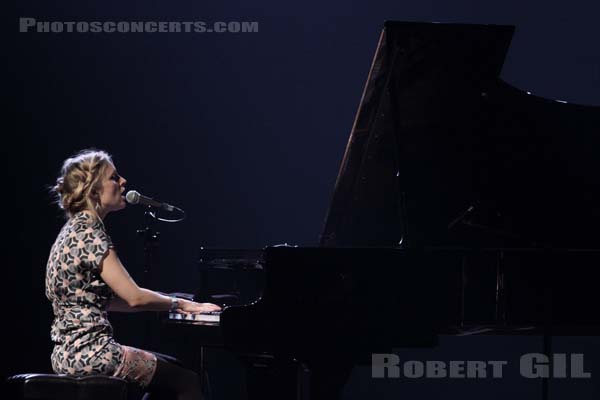 AGNES OBEL - 2012-07-09 - PARIS - Salle Pleyel - 